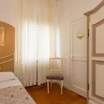 Alojamento de Acomodação e Pequeno-almoço Piccolo Paradiso - Montenero (Livorno)